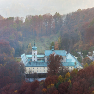 Czerna, Klasztor Karmelitow Bosych. EU, Pl, Malopolska. Lotnicze.